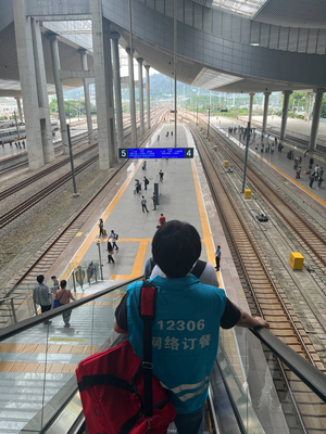 乘車時您點的外賣是怎么送達的？看了就知道